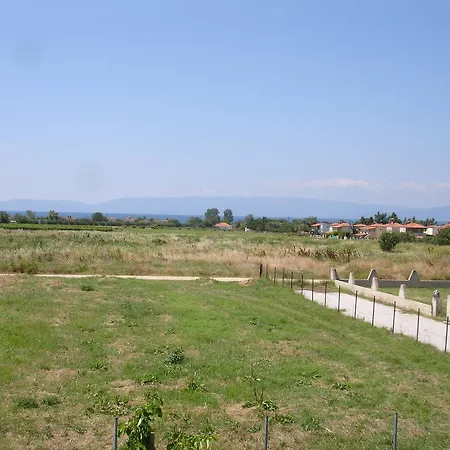 Vila * Karianí
