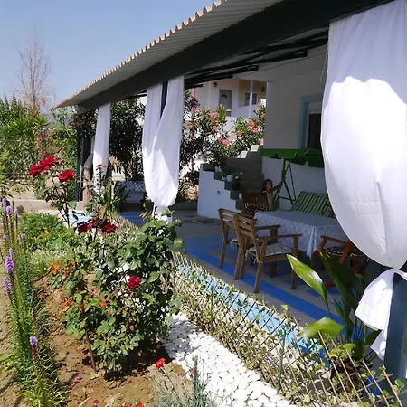 Hébergement de vacances Vila Karianí